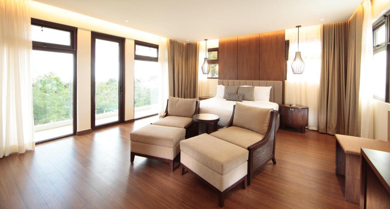 Girasol Tagaytay City Exterior foto