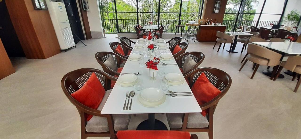 Girasol Tagaytay City Exterior foto