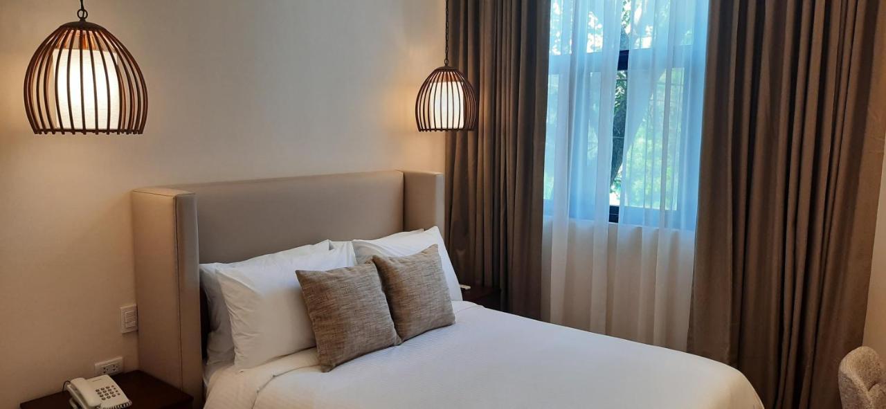 Girasol Tagaytay City Exterior foto